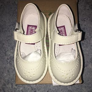 L’Amour Mary Jane toddler shoes size 5